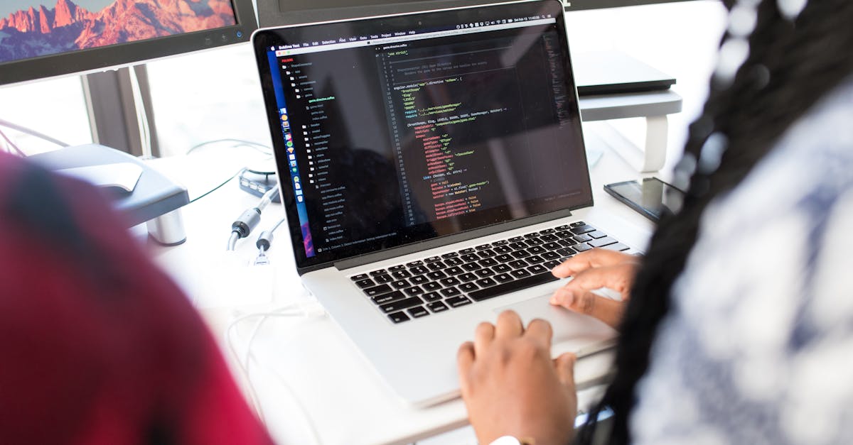 découvrez les langages de programmation les plus populaires et leurs applications. apprenez-en plus sur les caractéristiques, les avantages et les meilleurs usages de chaque langage pour booster vos compétences en développement.