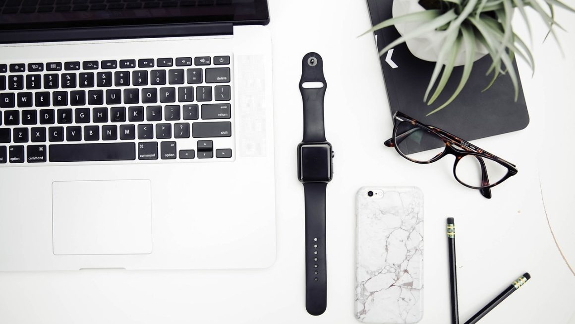 découvrez notre sélection innovante de gadgets incontournables qui facilitent votre quotidien et ajoutent une touche de modernité à votre vie. des accessoires technologiques aux objets pratiques, explorez des solutions astucieuses pour tous vos besoins.
