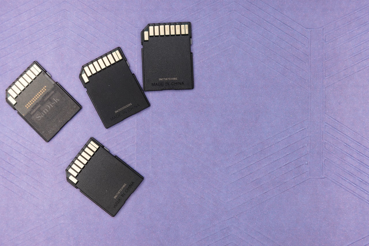 découvrez les disques ssd : rapides, fiables et idéaux pour améliorer les performances de votre ordinateur. optez pour un stockage ultra-rapide qui optimise vos temps de chargement et transforme votre expérience numérique.