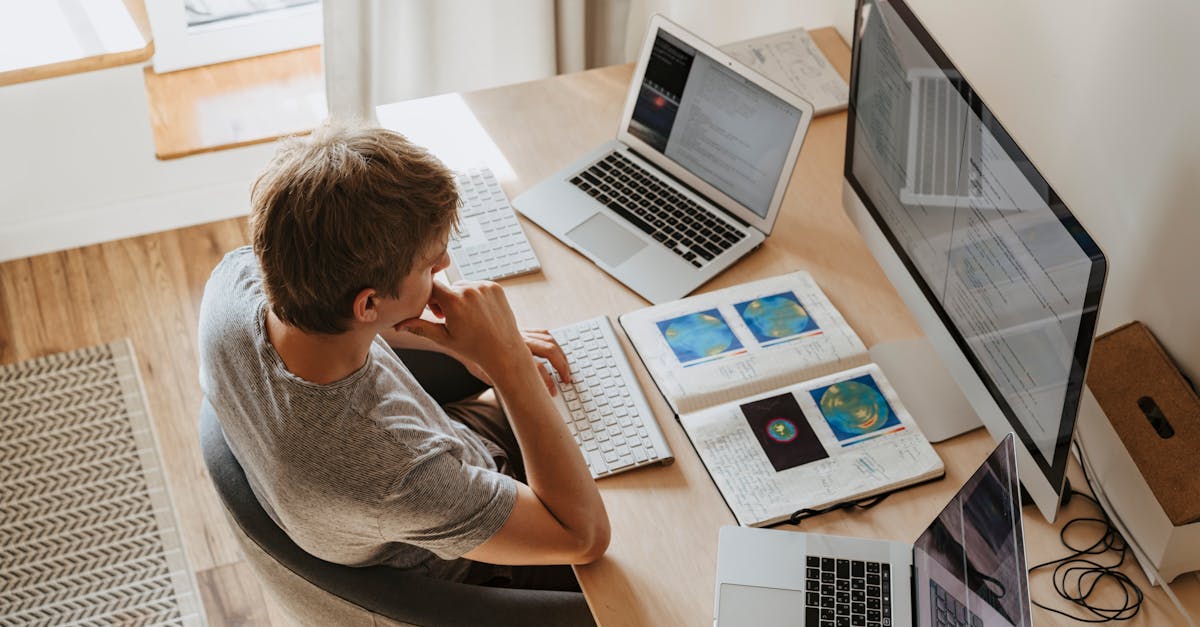 découvrez les dernières tendances en matière de développement web : technologies émergentes, meilleures pratiques, et innovations qui façonnent l'avenir du design et de la programmation web.